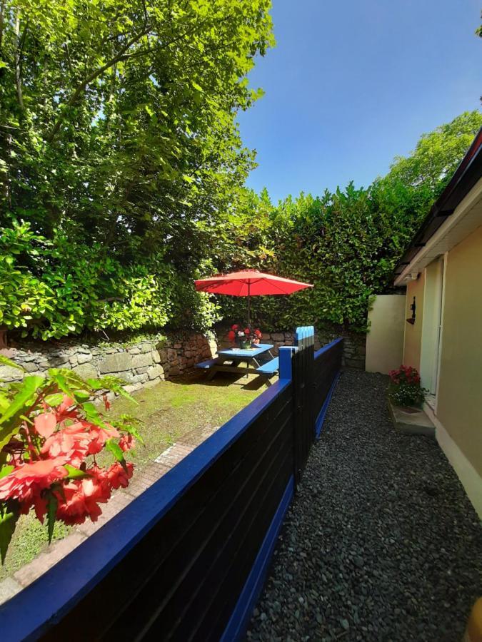 Riverside Lodge คาร์ลิงฟอร์ด ภายนอก รูปภาพ